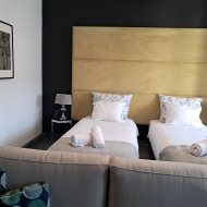 Budynek hotelowy z restauracją